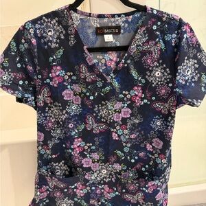 Women's Navy Floral Butterfly V-Neck Top